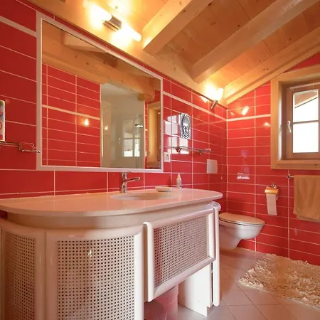 Chalet Swiss Chalet For 8 People - Luxury And Charm Crans-Montana
