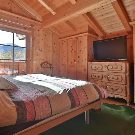 Swiss Chalet For 8 People - Luxury And Charm Crans-Montana
