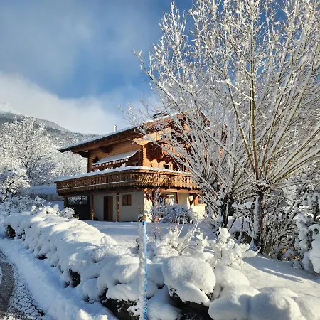 Swiss Chalet For 8 People - Luxury And Charm *